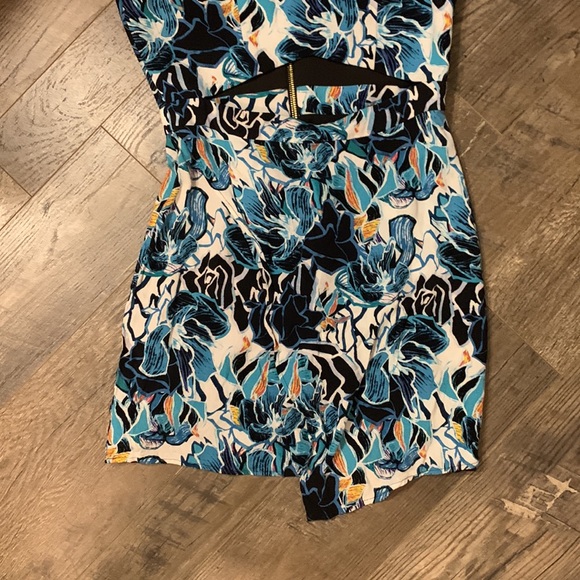 Floral Revolve NBD the Naven Twins cut out dress Small - Picture 5 of 9